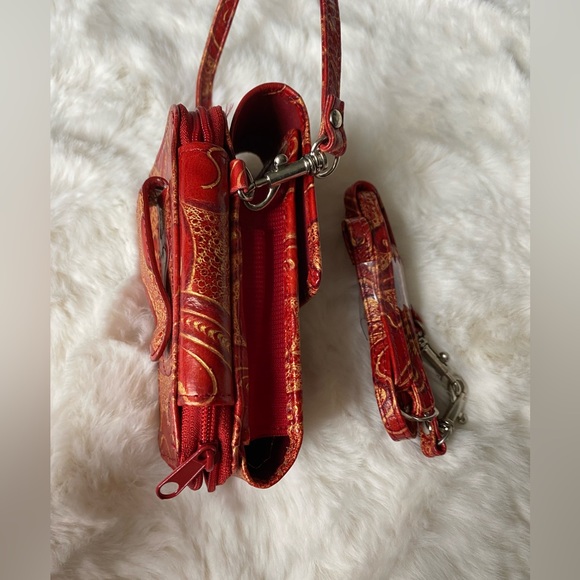 Like New Beautiful Vintage Wilson’s rare embossed Italian Leather 4 pc set. - Picture 10 of 14